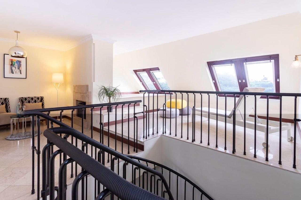 Heart Of Ocean Dulpex Estoril Apartment Bagian luar foto
