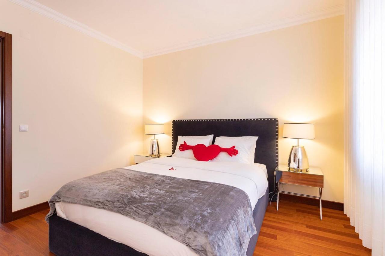 Heart Of Ocean Dulpex Estoril Apartment Bagian luar foto